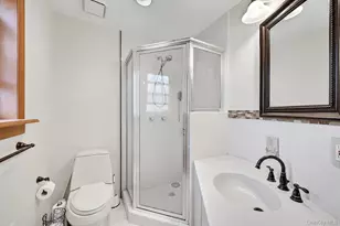 4 Interlaken Ave, New Rochelle, NY 10801 - Photo 13