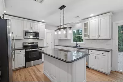 168 Hickory Street, Port Jefferson Station, NY 11776 - Photo 11