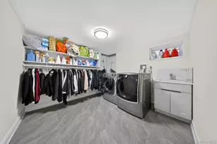 32-18 172nd St, Flushing, NY 11358 - Photo 19