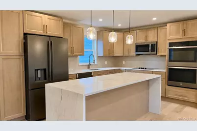 57 Shore Drive, Mastic Beach, NY 11951 - Photo 7