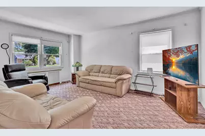 19 Poplar Place, Glen Cove, NY 11542 - Photo 7