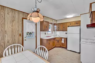 19 Poplar Pl, Glen Cove, NY 11542 - Photo 11