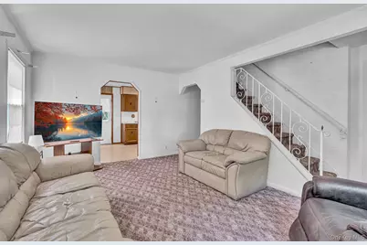 19 Poplar Place, Glen Cove, NY 11542 - Photo 5