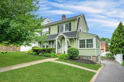 30 Lee Avenue, White Plains, NY 10606 - Photo 1