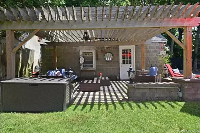 [Address not provided], Floral Park, NY 11001 - Photo 37
