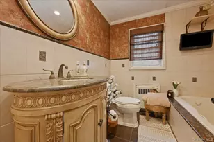 [Address not provided], Floral Park, NY 11001 - Photo 11