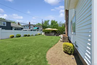 44 Gale Drive, Woodmere, NY 11581 - Photo 25