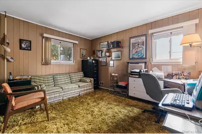 279 N Kentucky Avenue, Massapequa, NY 11758 - Photo 17