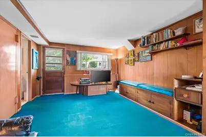 279 N Kentucky Avenue, Massapequa, NY 11758 - Photo 21