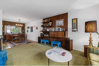 279 N Kentucky Avenue, Massapequa, NY 11758 - Photo 5