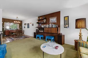 279 N Kentucky Ave, Massapequa, NY 11758 - Photo 5
