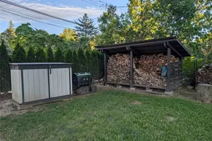 294 Lincoln Ave, New Rochelle, NY 10801 - Photo 23