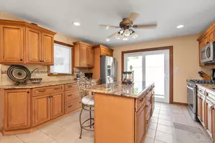 2 East Ct, Bethpage, NY 11714 - Photo 9