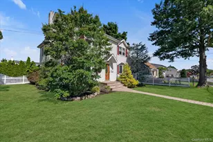 2 East Ct, Bethpage, NY 11714 - Photo 25