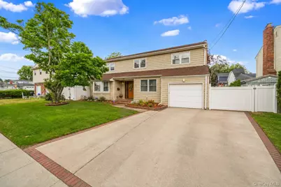 4382 New York Avenue, Island Park, NY 11558 - Photo 1