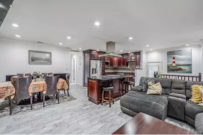 138 River Road, Shirley, NY 11967 - Photo 5