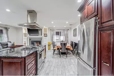 138 River Road, Shirley, NY 11967 - Photo 9