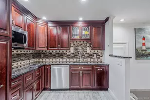 138 River Rd, Shirley, NY 11967 - Photo 7