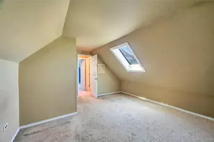 34 Oak St, Hicksville, NY 11801 - Photo 19