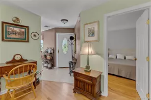 42 Knolls Dr, Stony Brook, NY 11790 - Photo 5