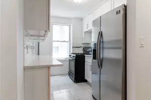 3321 Fish Ave, Bronx, NY 10469 - Photo 7