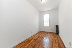 3321 Fish Ave, Bronx, NY 10469 - Photo 11