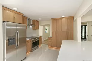 3 Jacobs Path, Melville, NY 11747 - Photo 7