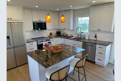 52 Lewis Walk, Cherry Grove, NY 11782 - Photo 5