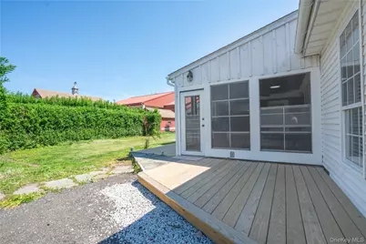 24435 Main Road, Orient, NY 11957 - Photo 3