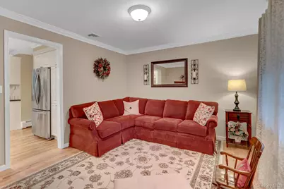 9 Briar Path, East Setauket, NY 11733 - Photo 7