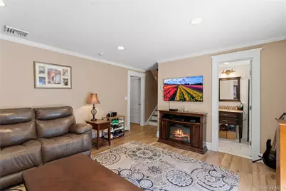 10 The Knolls, Locust Valley, NY 11560 - Photo 17