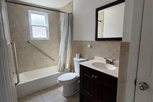 125 Washington Ave, Amityville, NY 11701 - Photo 9