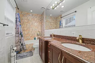 75 Cedar Pl, Floral Park, NY 11001 - Photo 27