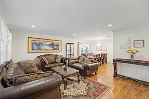 75 Cedar Pl, Floral Park, NY 11001 - Photo 13