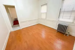 10913 127, Ozone Park, NY 11420 - Photo 5