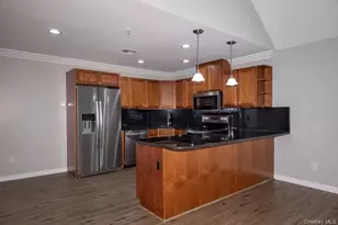 2200 Dolphin Ln, Holbrook, NY 11741 - Photo 5