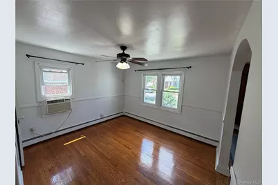 526 N 12th Street, New Hyde Park, NY 11040 - Photo 5