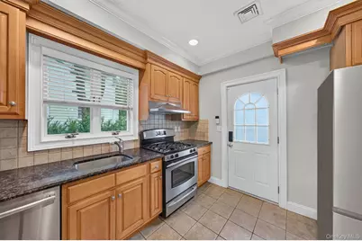 110 Clinton Avenue, Nyack, NY 10960 - Photo 11