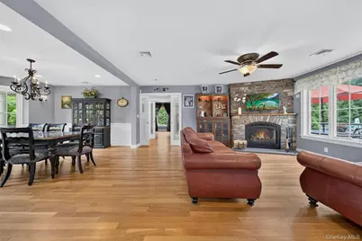 45 Brightwood Avenue, Pearl River, NY 10965 - Photo 11