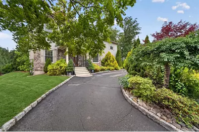 45 Brightwood Avenue, Pearl River, NY 10965 - Photo 3