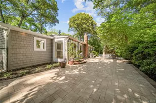 2 Rawlings Dr, Melville, NY 11747 - Photo 29