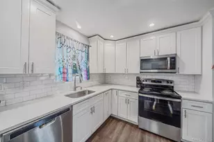 2 Amarr Dr, Shirley, NY 11967 - Photo 5