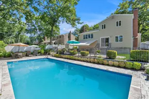 22 Villa Ln, Smithtown, NY 11787 - Photo 25