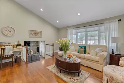 22 Villa Lane, Smithtown, NY 11787 - Photo 7