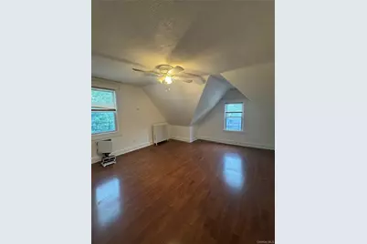 525 E 5th Street, Mount Vernon, NY 10553 - Photo 9