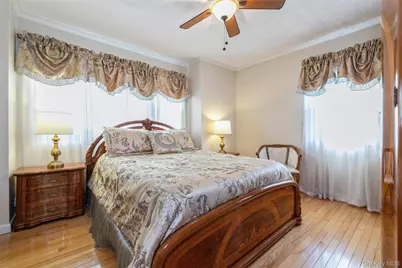 16 Devon Street, Lynbrook, NY 11563 - Photo 17