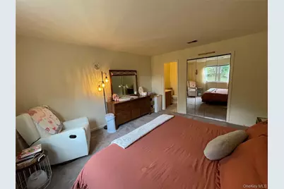 276 Temple Hill Road #2207, New Windsor, NY 12553 - Photo 9