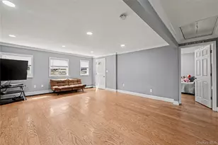 74 Longfellow Dr, Carmel, NY 10512 - Photo 5