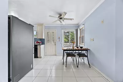 110 Briarcliff Road, Westbury, NY 11590 - Photo 5
