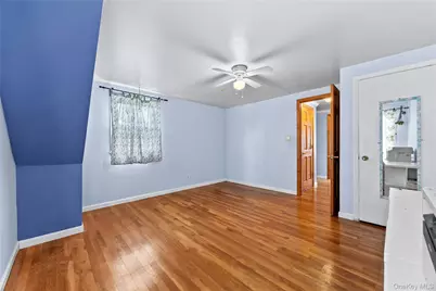110 Briarcliff Road, Westbury, NY 11590 - Photo 15